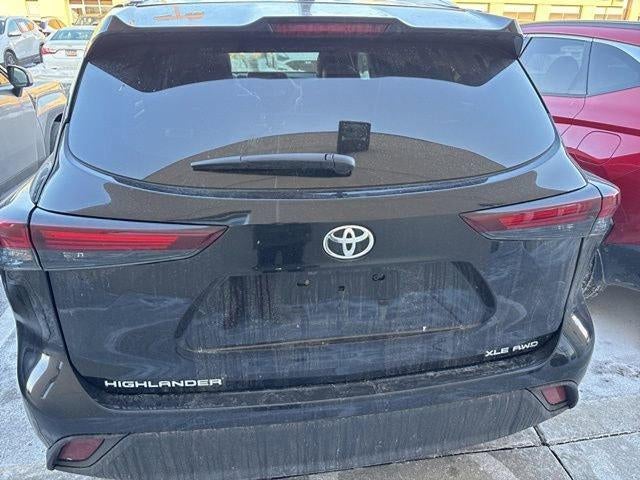 2025 Toyota Highlander XLE AWD (Natl)