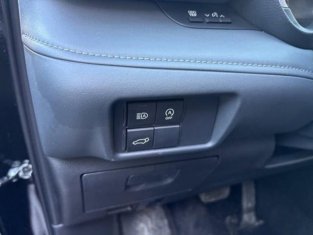 2025 Toyota Highlander XLE AWD (Natl)