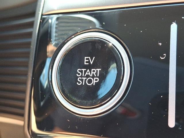 2025 Hyundai IONIQ 5 SE