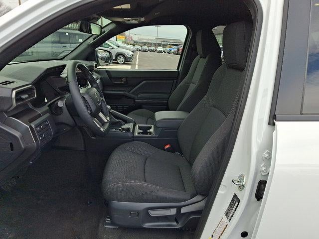 2025 Toyota 4Runner SR5 4WD (GS)