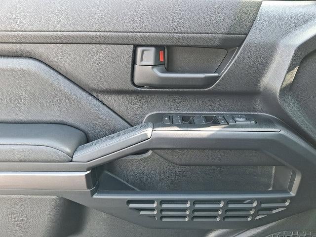 2025 Toyota 4Runner SR5 4WD (GS)