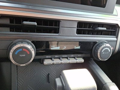 2025 Toyota 4Runner SR5 4WD (GS)