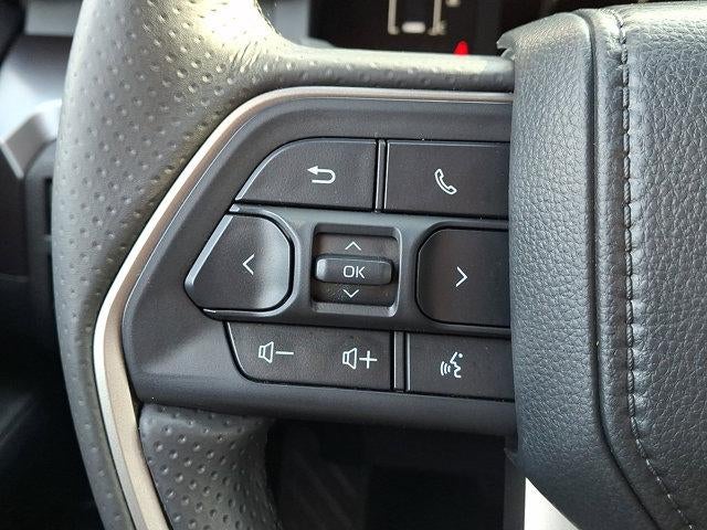 2025 Toyota 4Runner SR5 4WD (GS)