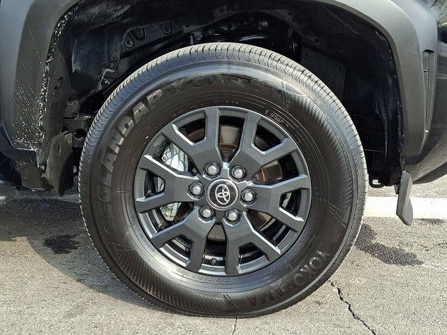 2025 Toyota 4Runner SR5 4WD (GS)