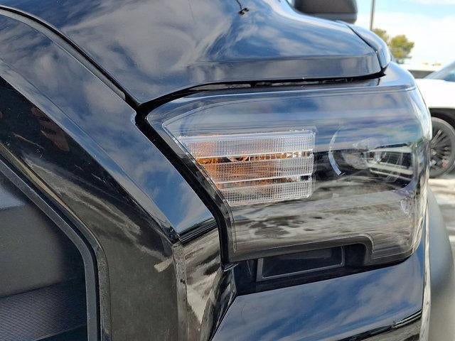 2025 Toyota 4Runner SR5 4WD (GS)