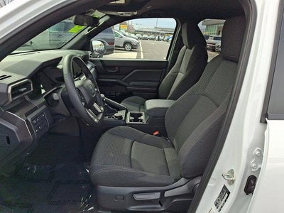 2025 Toyota 4Runner SR5 4WD (GS)