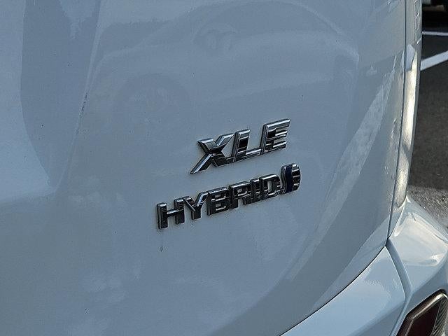 2017 Toyota RAV4 Hybrid XLE AWD (Natl)