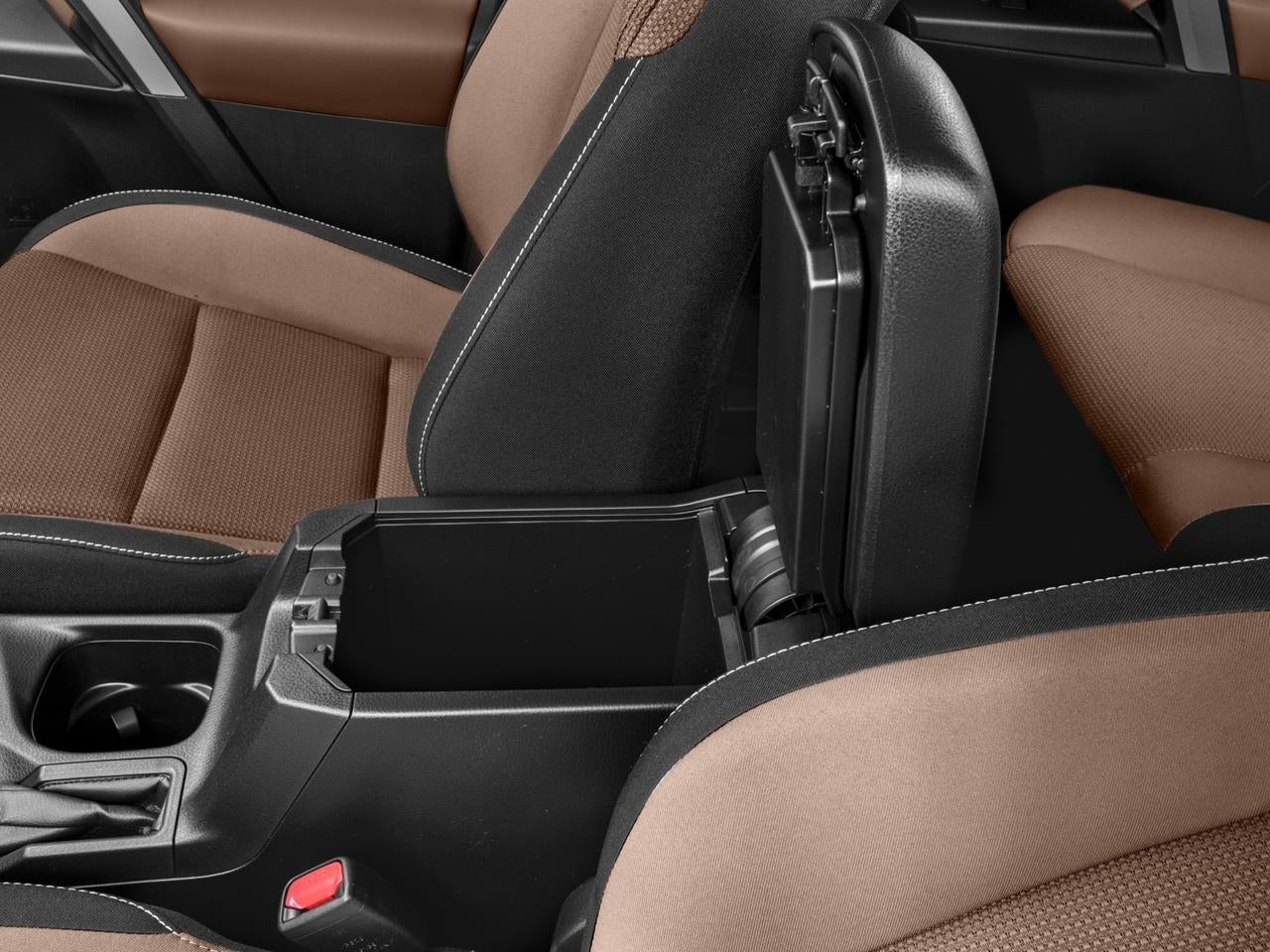 2017 Toyota RAV4 Hybrid XLE AWD (Natl)