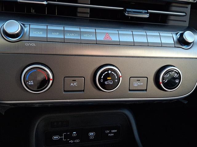 2026 Hyundai KONA SE AWD