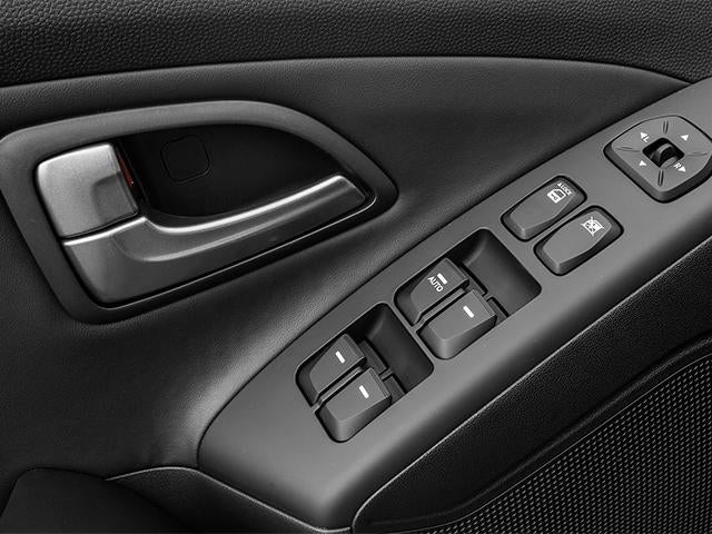 2014 Hyundai TUCSON FWD 4Dr SE