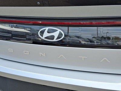 2025 Hyundai SONATA SE