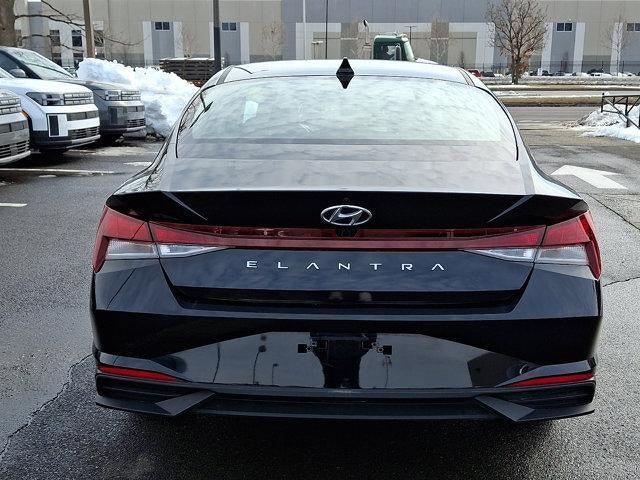 2023 Hyundai ELANTRA SEL IVT