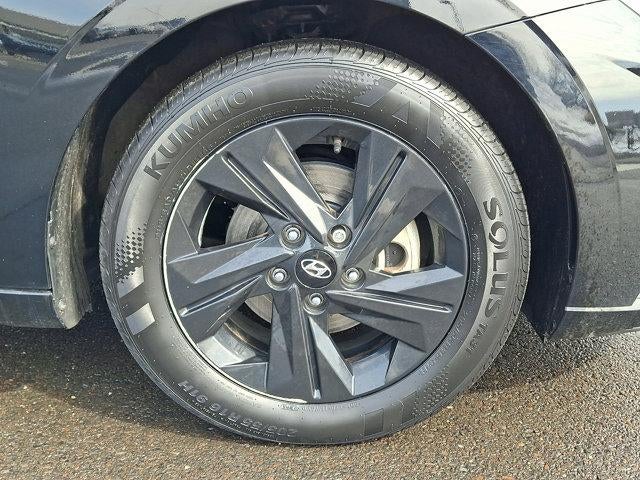 2023 Hyundai ELANTRA SEL IVT