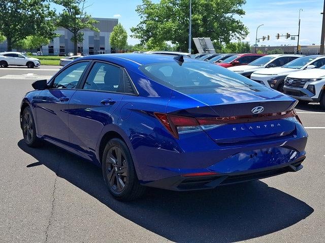 2023 Hyundai ELANTRA SEL IVT