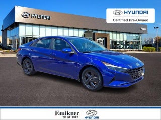 2023 Hyundai ELANTRA SEL IVT