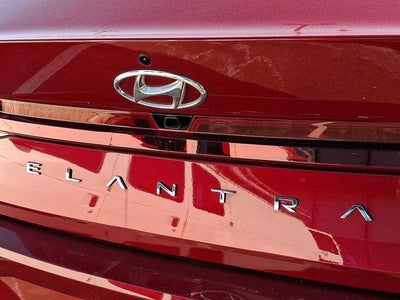 2023 Hyundai ELANTRA SEL IVT