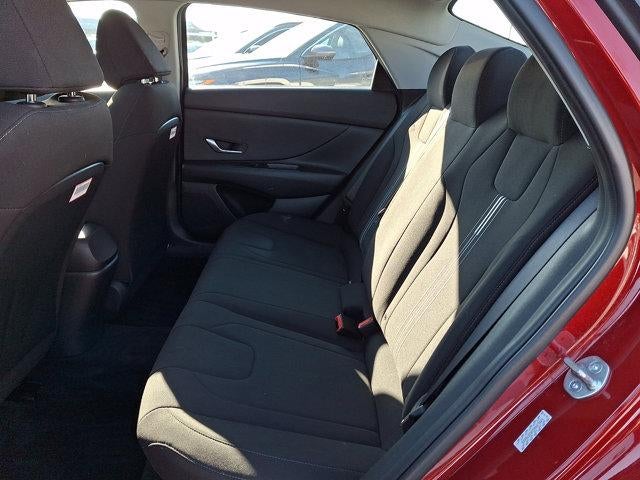 2023 Hyundai ELANTRA SEL IVT