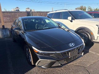 2024 Hyundai ELANTRA SEL IVT