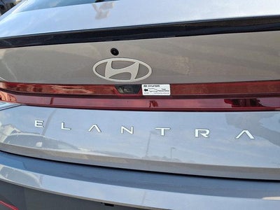 2025 Hyundai ELANTRA SEL Sport IVT