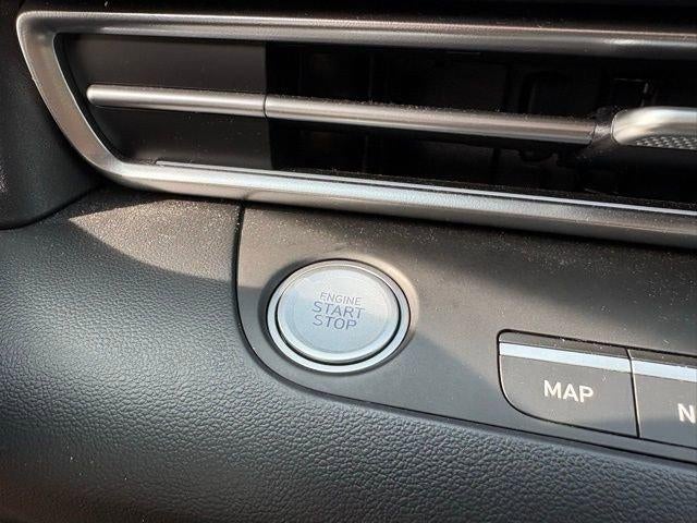 2024 Hyundai ELANTRA SEL IVT