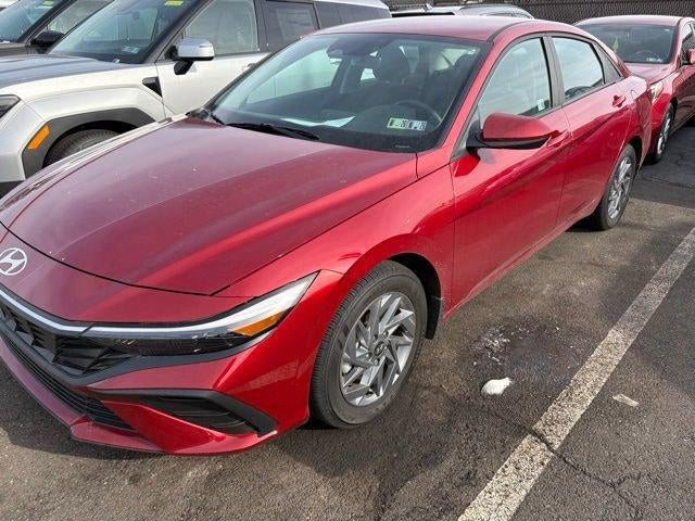 2024 Hyundai ELANTRA SEL IVT