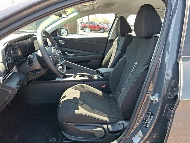 2024 Hyundai ELANTRA SEL IVT