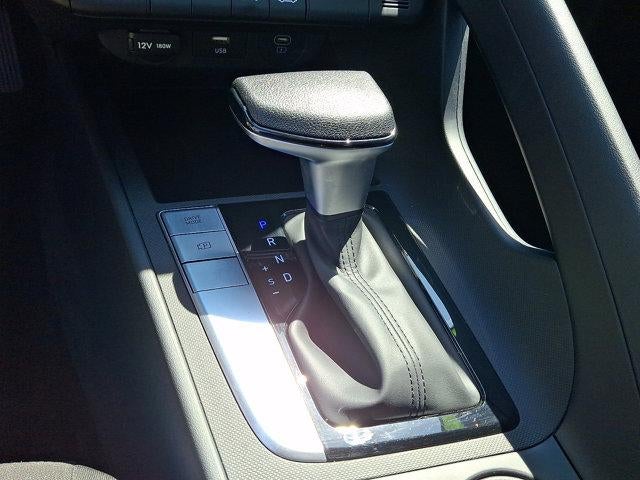 2024 Hyundai ELANTRA SEL IVT