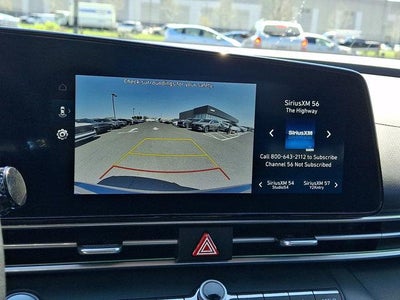 2024 Hyundai ELANTRA SEL IVT
