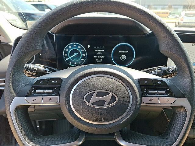 2024 Hyundai ELANTRA SEL IVT