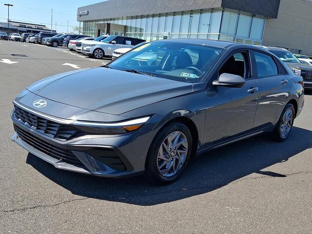 2024 Hyundai ELANTRA SEL IVT