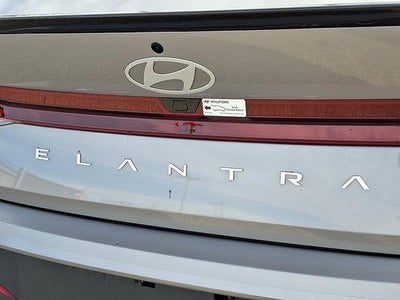 2025 Hyundai ELANTRA SEL Sport IVT