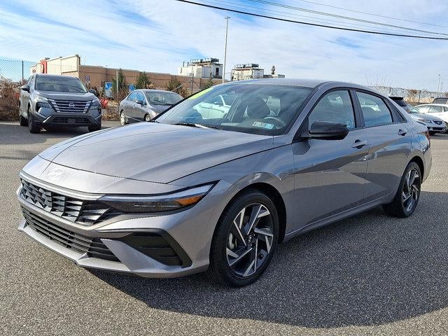 2025 Hyundai ELANTRA SEL Sport IVT