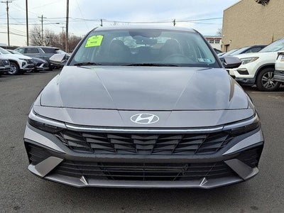 2024 Hyundai ELANTRA SEL IVT