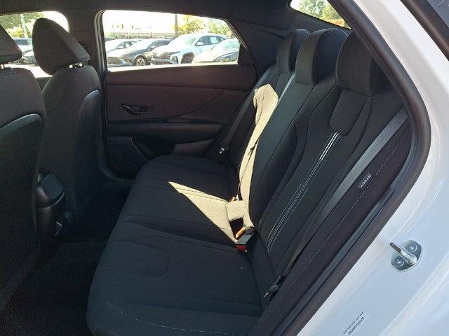 2026 Hyundai Elantra SEL Sport - Photo 11