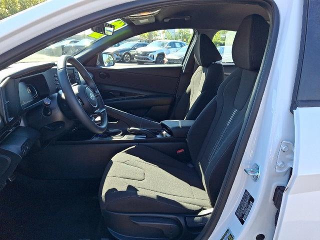 2026 Hyundai Elantra SEL Sport - Photo 14