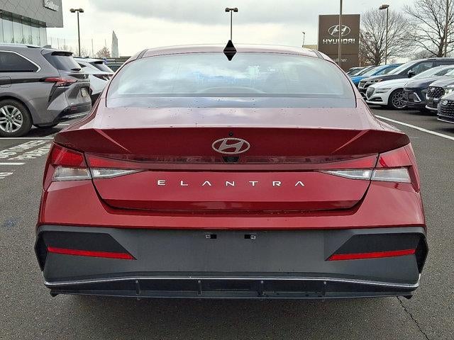 2024 Hyundai ELANTRA SEL IVT