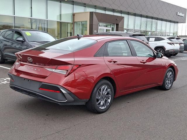 2024 Hyundai ELANTRA SEL IVT