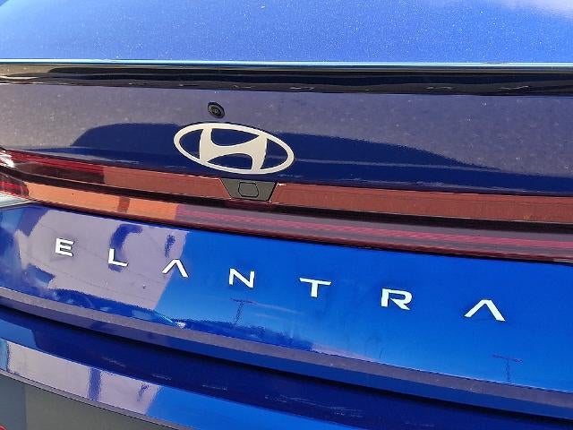2025 Hyundai Elantra Blue - Photo 30