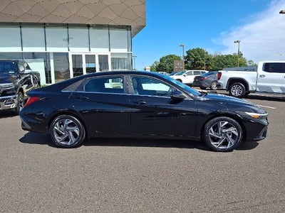 2025 Hyundai ELANTRA HYBRID Limited DCT