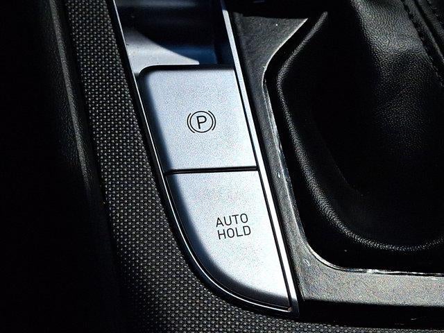 2023 Hyundai ELANTRA Limited IVT