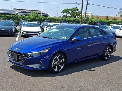 2023 Hyundai ELANTRA Limited IVT