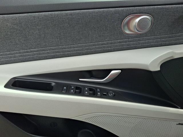 2023 Hyundai ELANTRA Limited IVT
