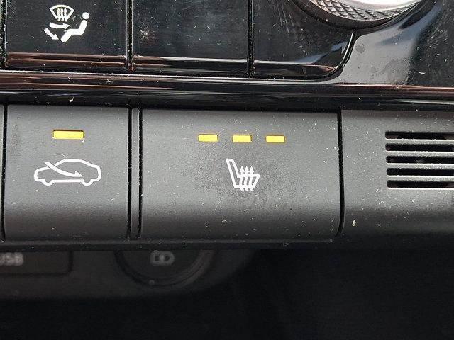 2023 Hyundai ELANTRA Limited IVT