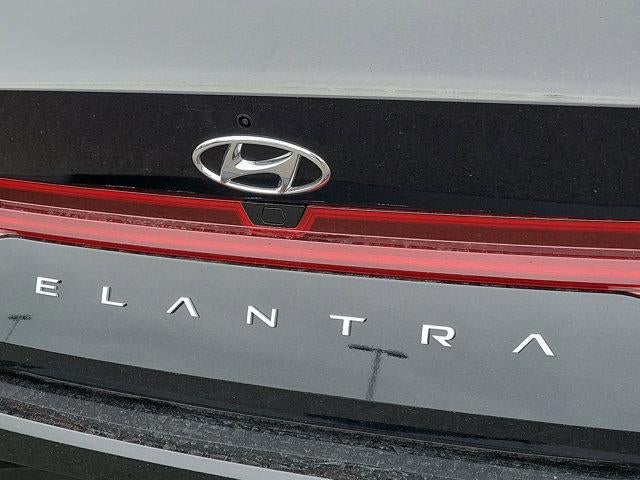 2023 Hyundai ELANTRA Limited IVT