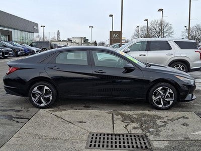 2023 Hyundai ELANTRA SEL IVT Convenience
