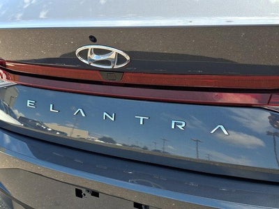 2023 Hyundai ELANTRA SEL IVT Convenience