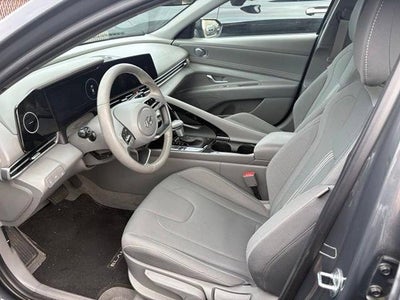 2023 Hyundai ELANTRA SEL IVT Convenience