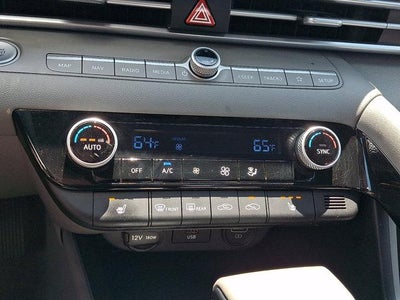 2023 Hyundai ELANTRA SEL IVT Convenience