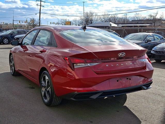 2023 Hyundai ELANTRA SEL IVT Convenience