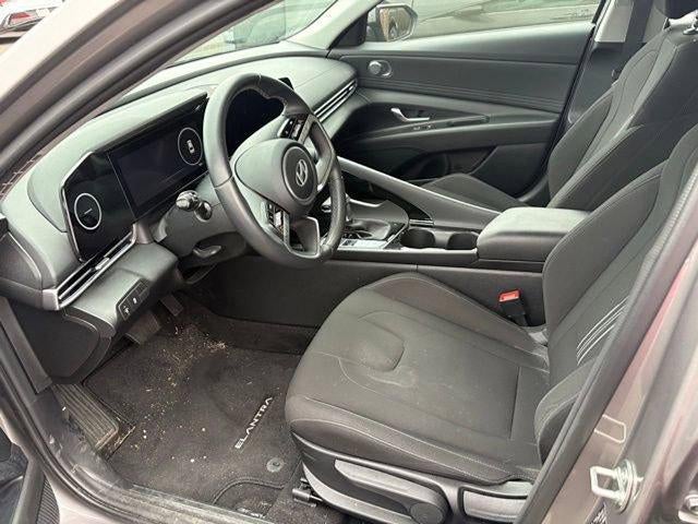 2024 Hyundai ELANTRA SEL IVT